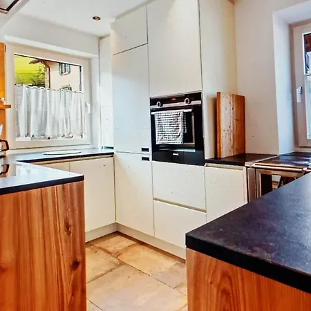 Apartment Perfect For Slopes And Treking